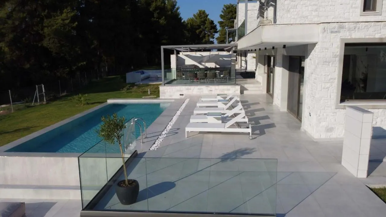 Alessandra Luxury Villas Κρυοπηγή 0*,  Ελλάδα